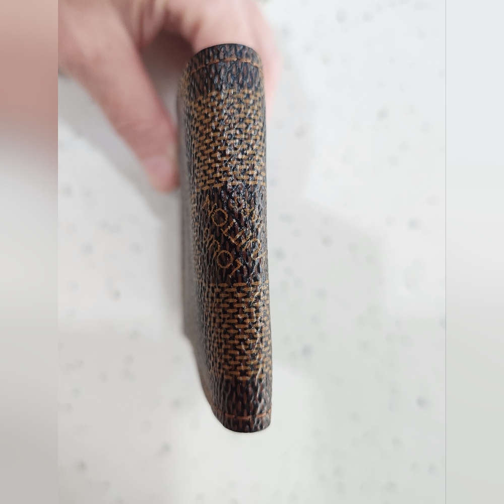 Louis Vuitton Damier Cigarette Pouch - Picture 13 of 16